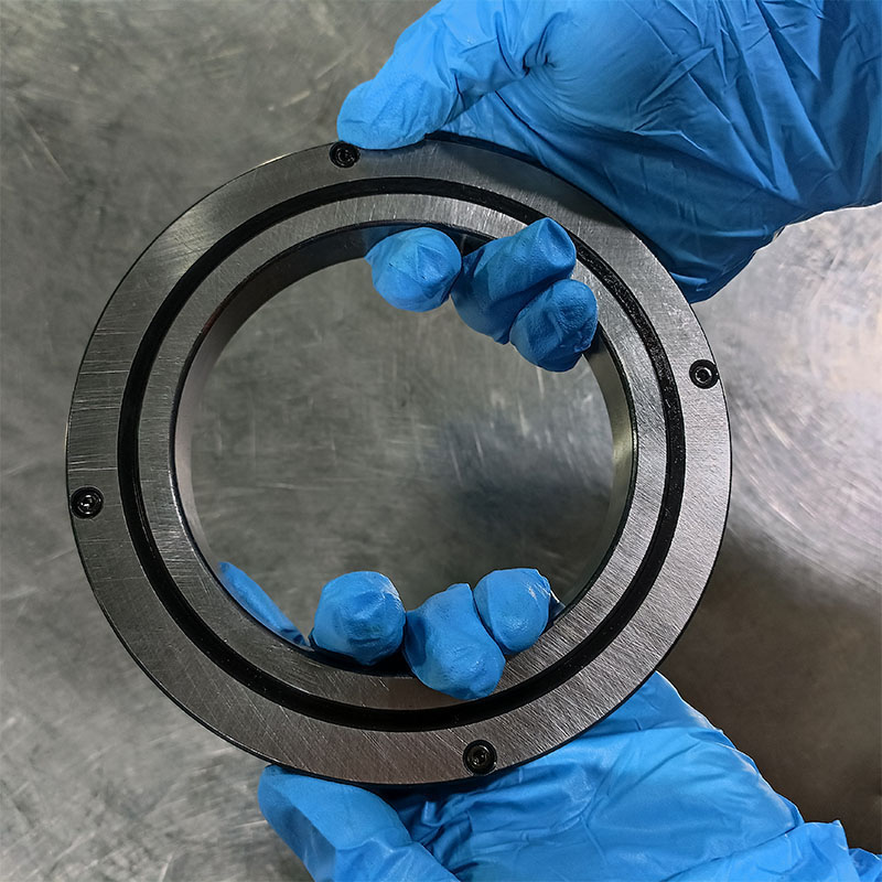 如何有效防止轉(zhuǎn)臺(tái)軸承失效或者損壞，使用中需要注意哪些？