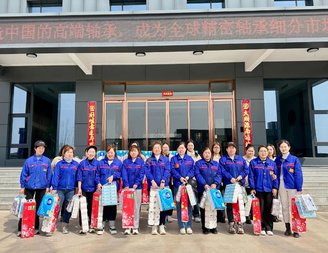 女性的力量 從不渺小一一鴻元的女神們節(jié)日快樂！